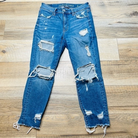 AMERICAN Eagle Destructed High Rise Jegging with Next Level Stretch Medium Wash - Picture 7 of 13